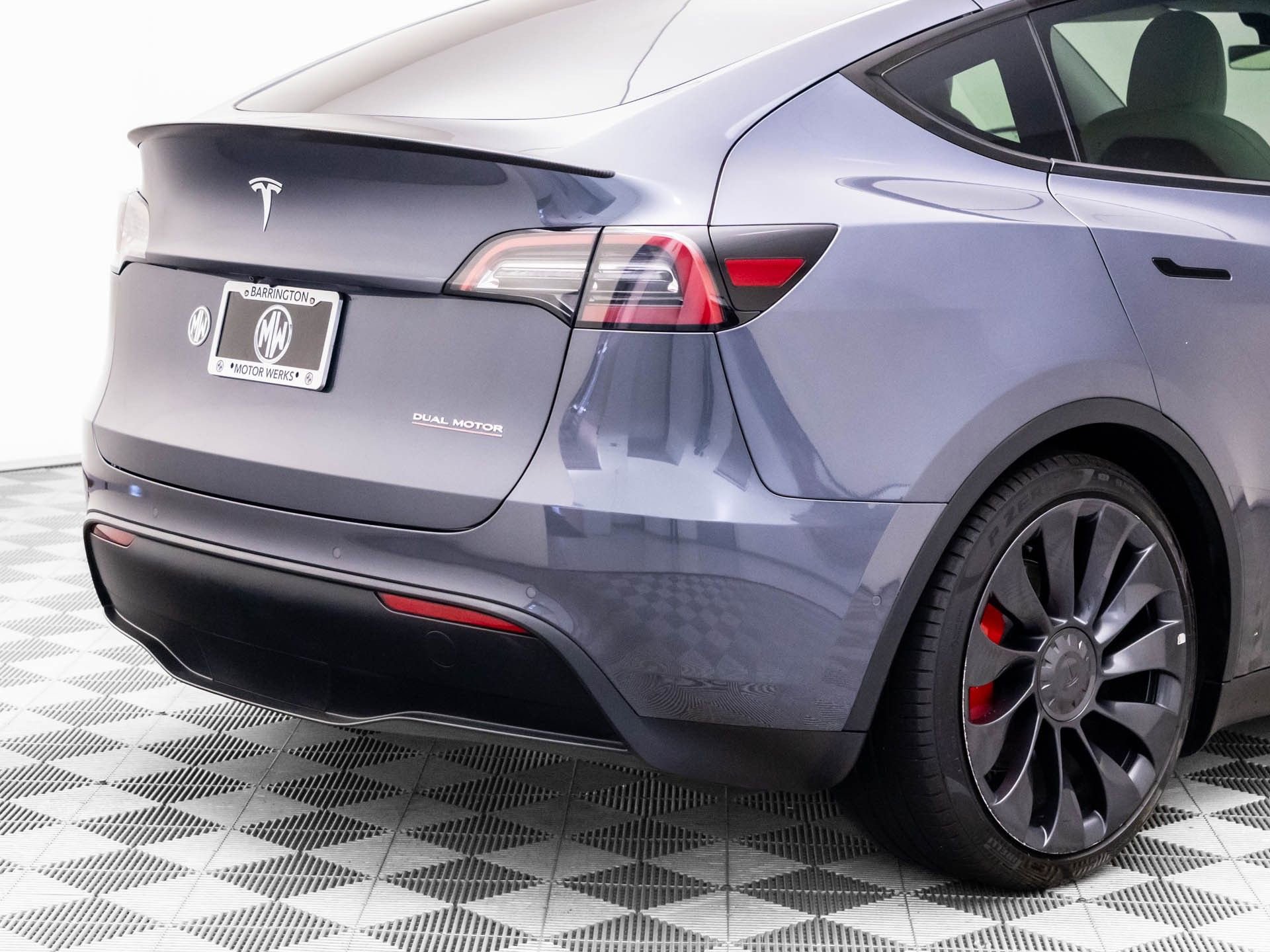 Used 2022 Tesla Model Y Performance AWD/4WD image 34