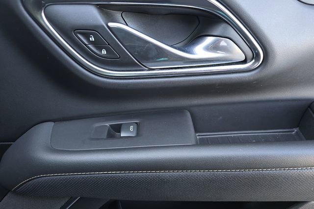 Used 2024 GMC Yukon SLT image 21