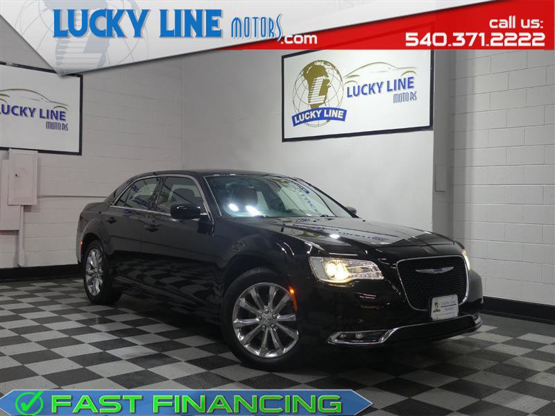 Used 2018 Chrysler 300 Touring w/ Driver Convenience Group
