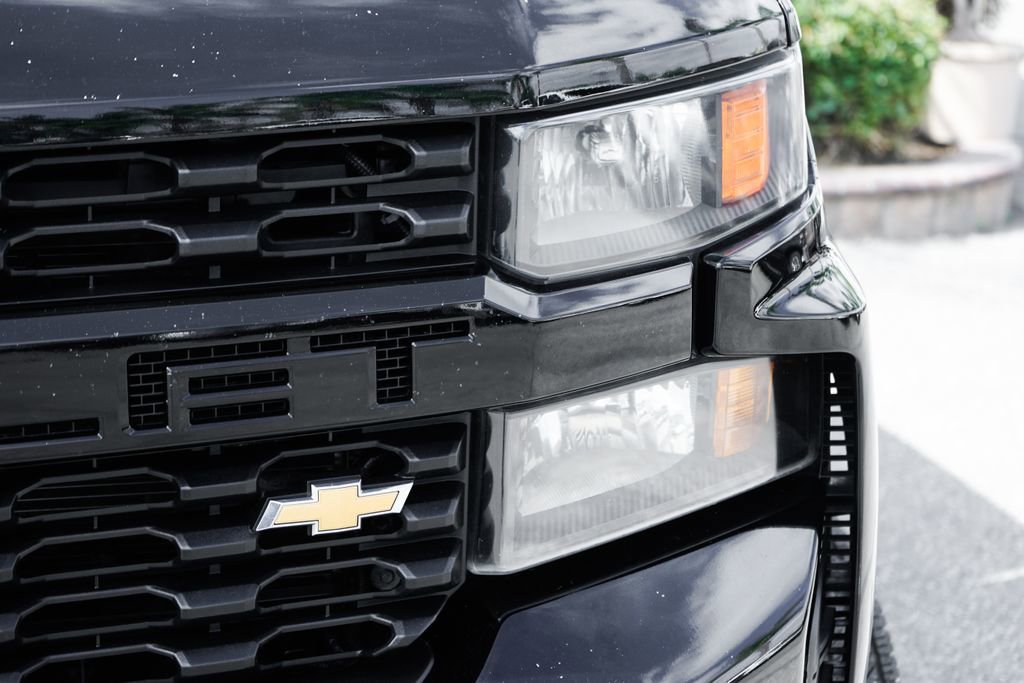 Used 2021 Chevrolet Silverado 1500 Custom w/ LPO, Blackout Package RWD image 44