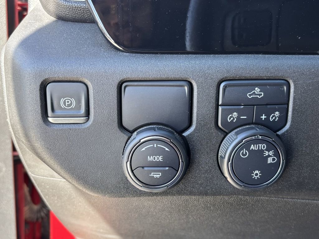 Used 2024 Chevrolet Silverado 1500 LT w/ Protection Package RWD image 18