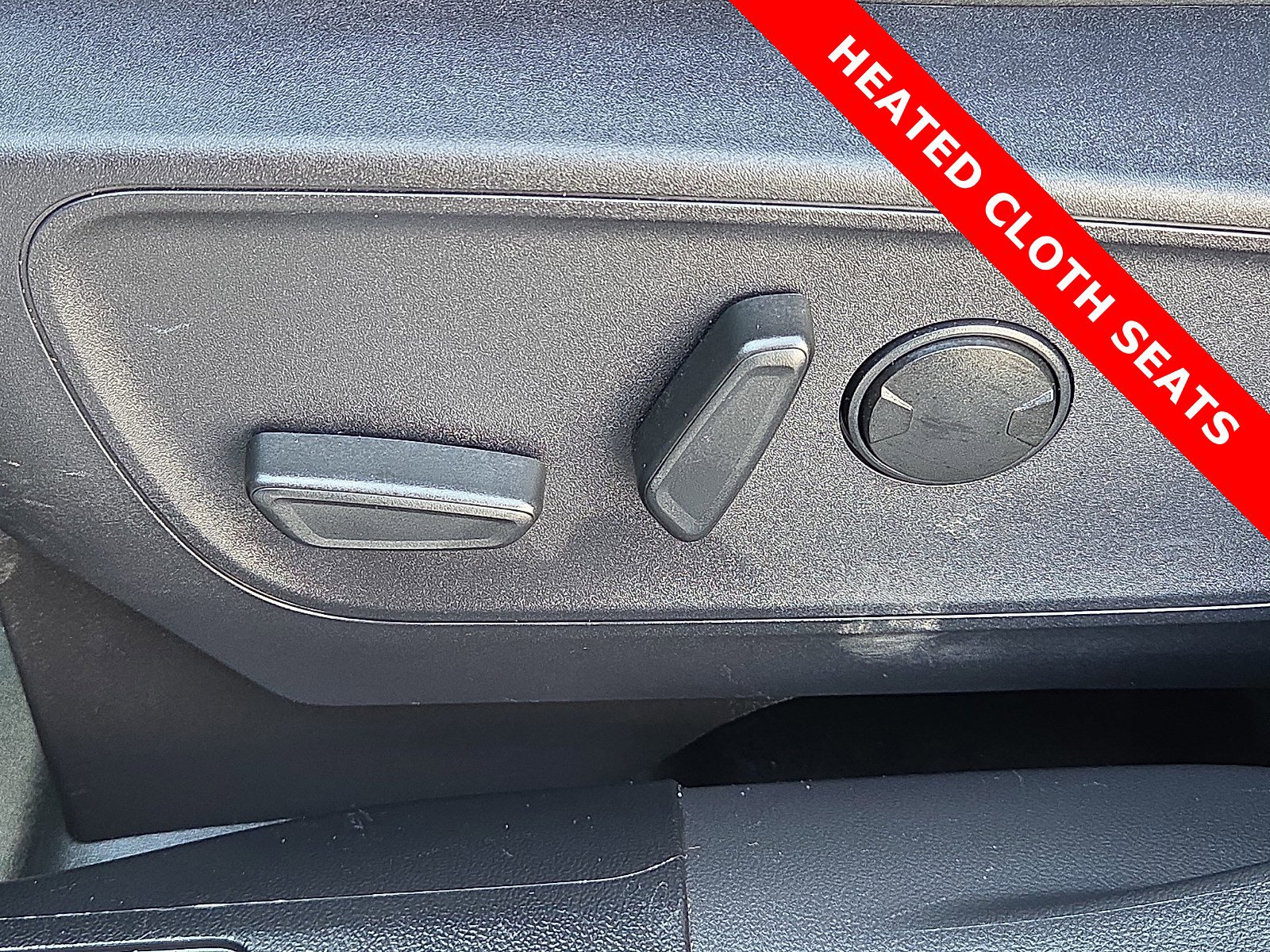 Used 2024 Ford Bronco Sport Badlands image 14