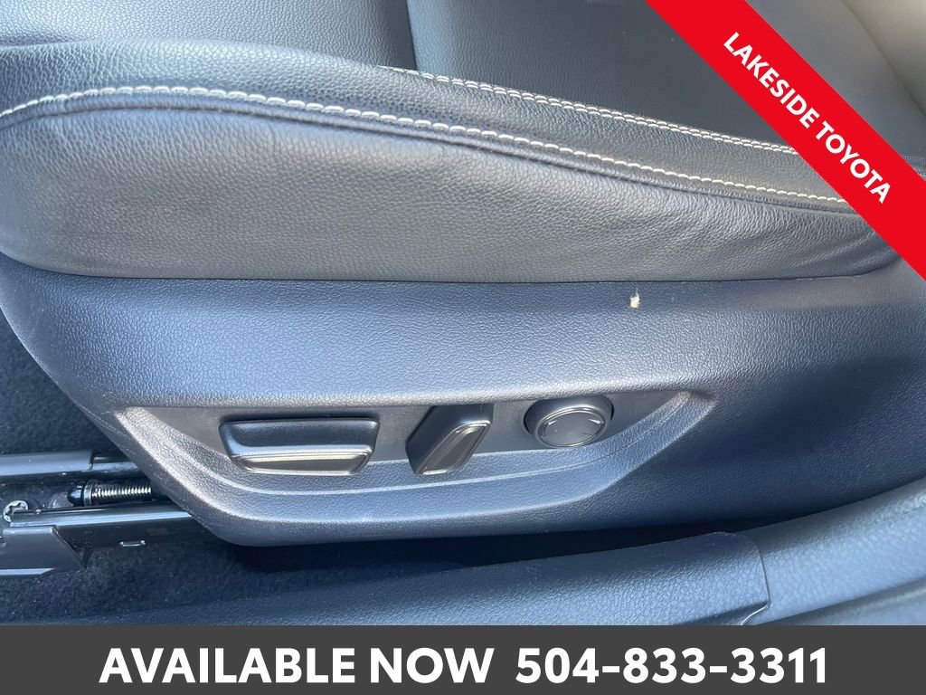 Used 2025 Toyota Camry SE image 24