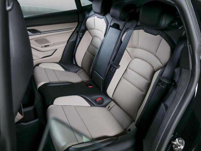New 2026 Porsche Taycan 4S AWD/4WD image 14