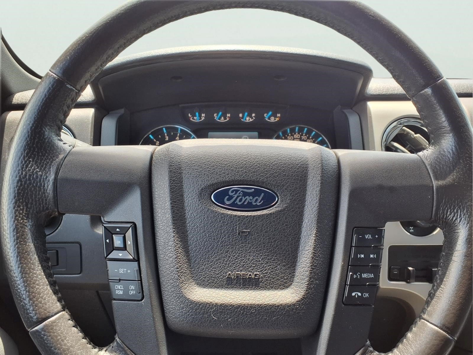 Used 2014 Ford F150 XLT w/ Equipment Group 302A Luxury AWD/4WD image 21