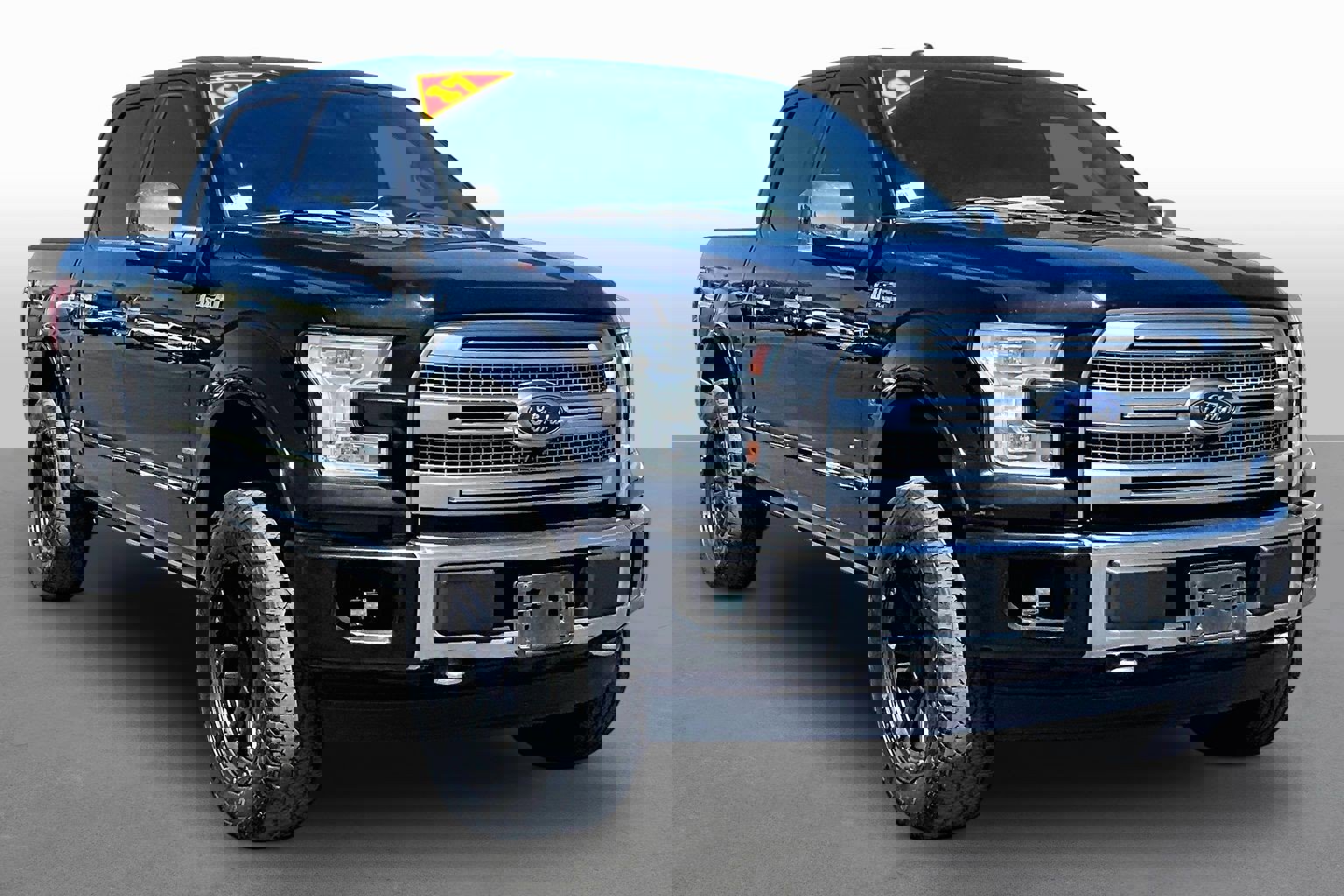 Used 2017 Ford F150 Platinum w/ Equipment Group 701A Luxury AWD/4WD image 10