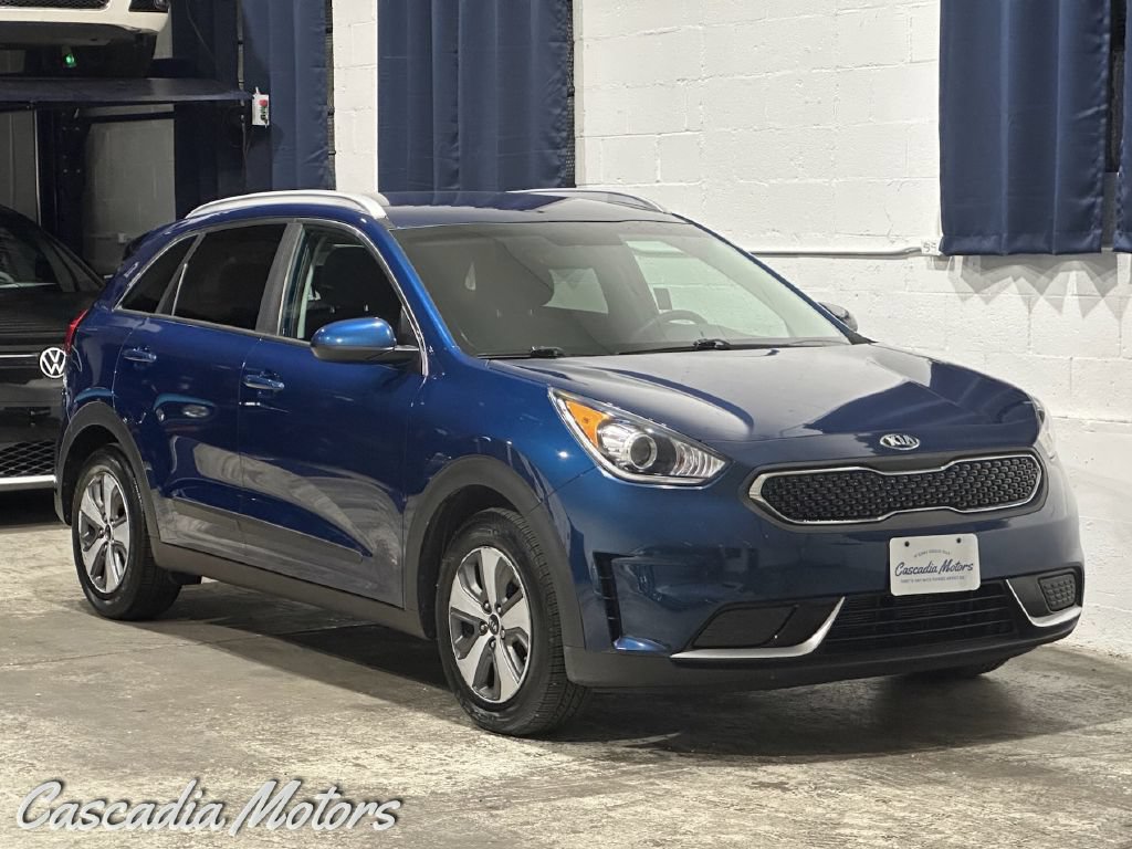 Used 2019 Kia Niro LX FWD image 1