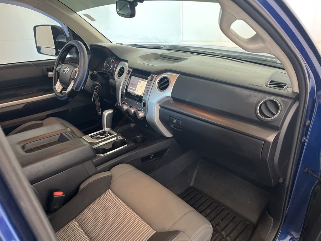 Used 2015 Toyota Tundra SR5 w/ SR5 Upgrade Package image 22