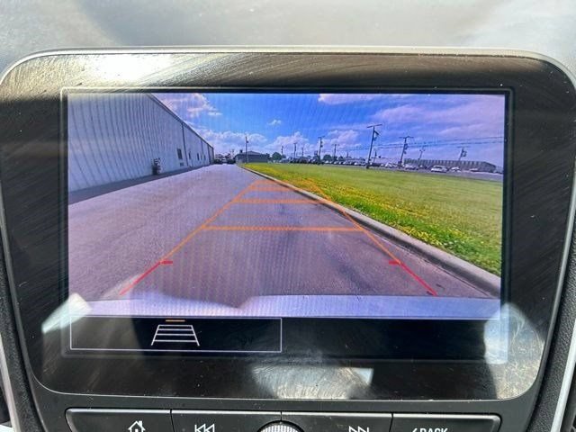 Used 2025 Chevrolet Malibu LT FWD image 27