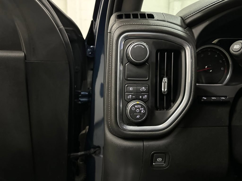 Used 2019 Chevrolet Silverado 1500 LTZ w/ LTZ Texas Edition RWD image 36