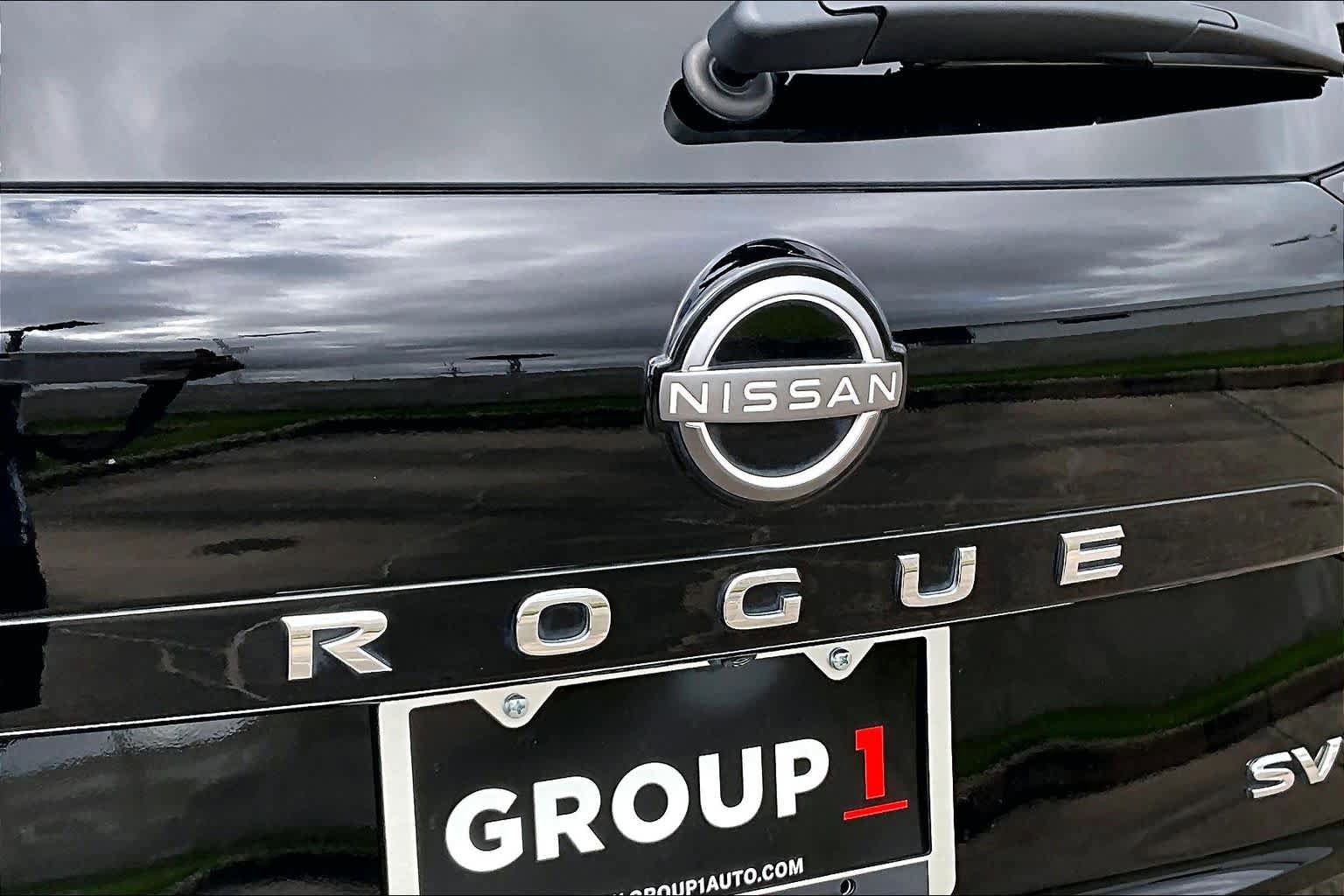 Certified 2023 Nissan Rogue SV FWD image 30