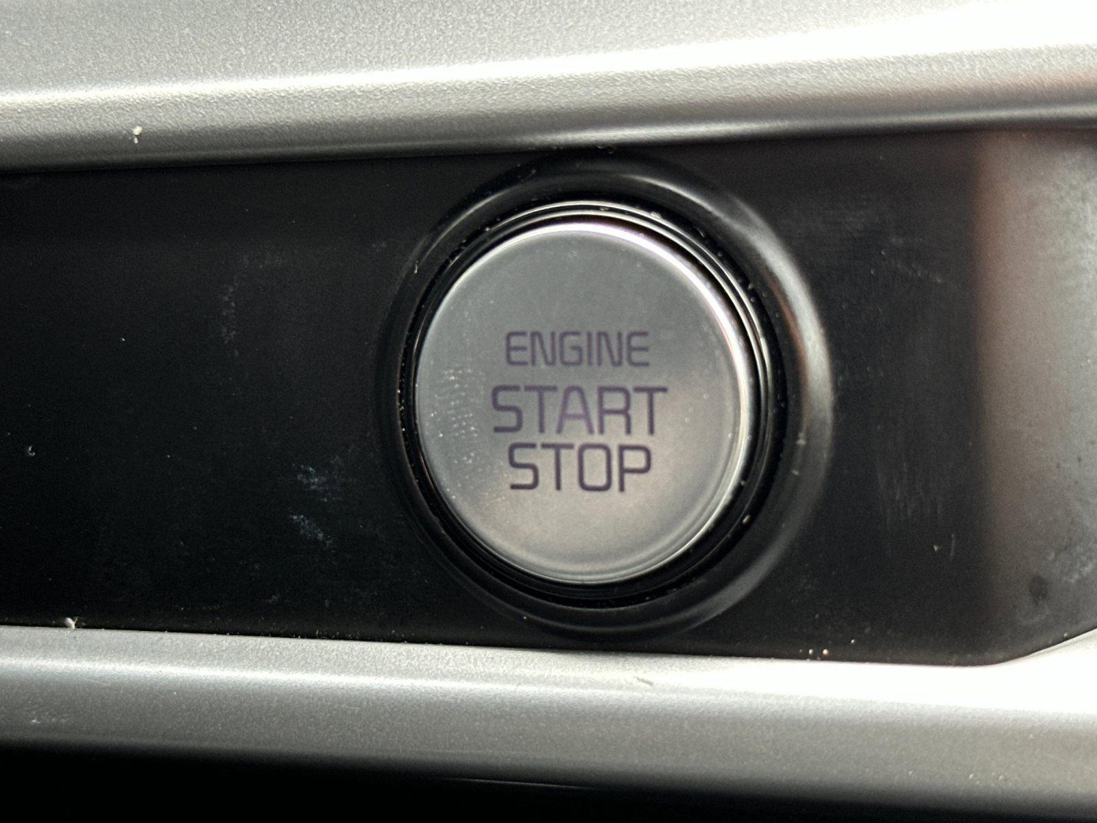 Used 2023 Kia K5 LXS image 27