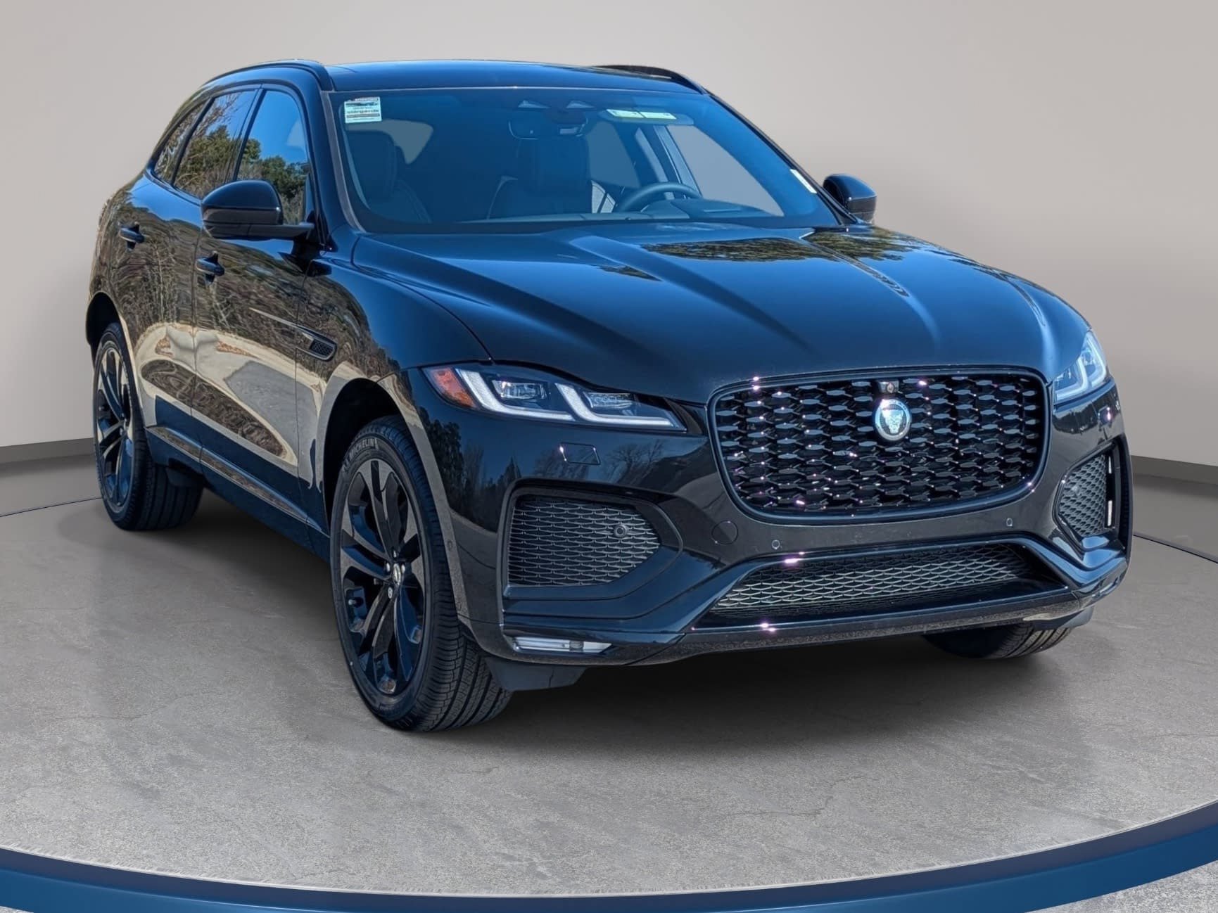 New 2026 Jaguar F-PACE R-Dynamic S AWD/4WD image 3