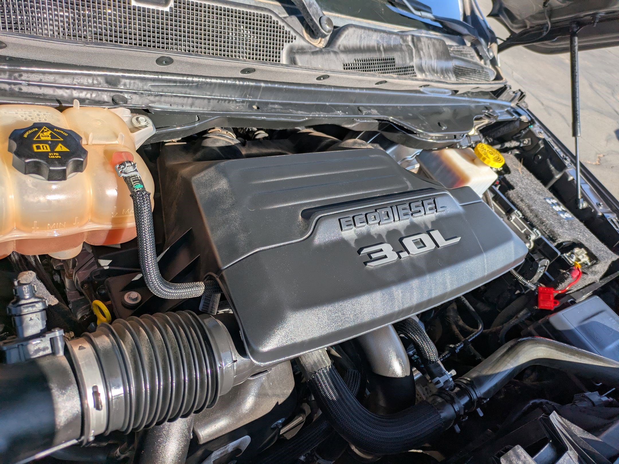 Used 2020 RAM 1500 Laramie image 32