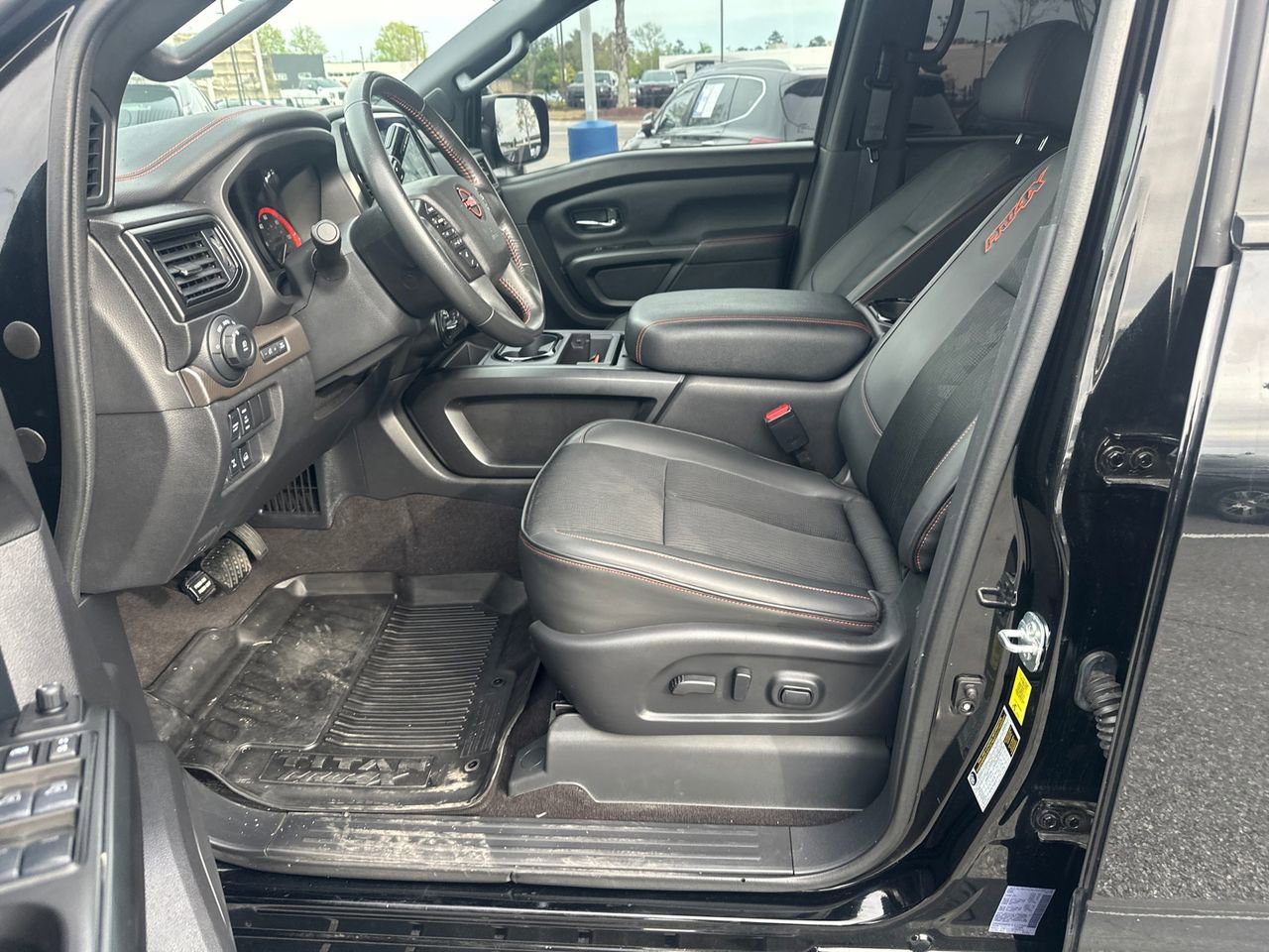 Used 2023 Nissan Titan PRO-4X w/ Pro-4x Utility Package AWD/4WD image 9