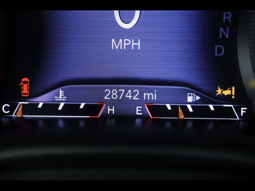 Used 2022 Jeep Cherokee Latitude Lux AWD/4WD image 24