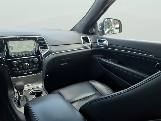 Used 2021 Jeep Grand Cherokee Limited AWD/4WD image 12