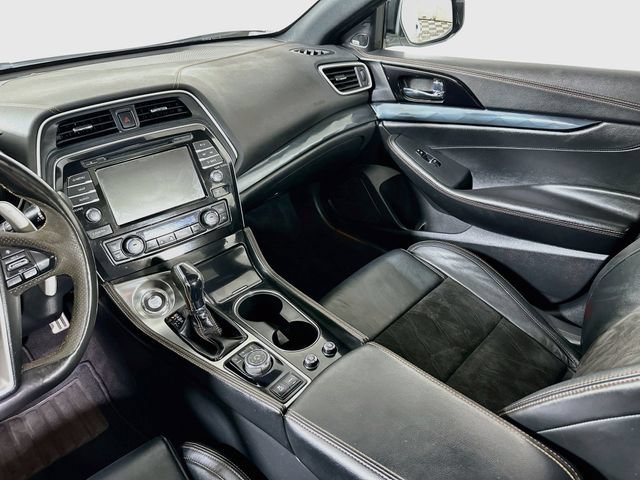 Used 2023 Nissan Maxima SR w/ Sport Mat Group FWD image 28