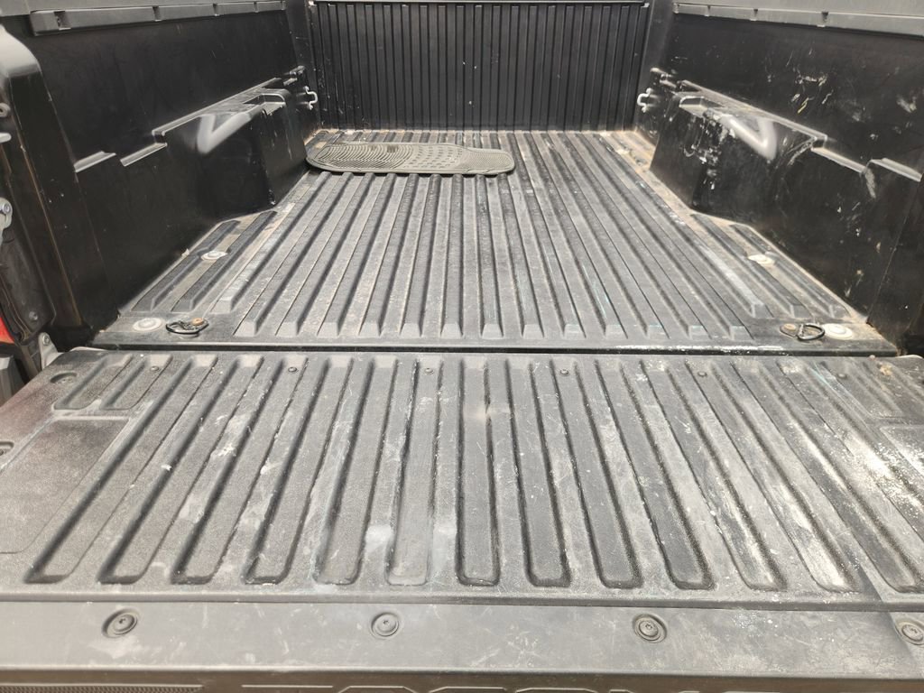 Used 2024 Toyota Tacoma SR RWD image 32
