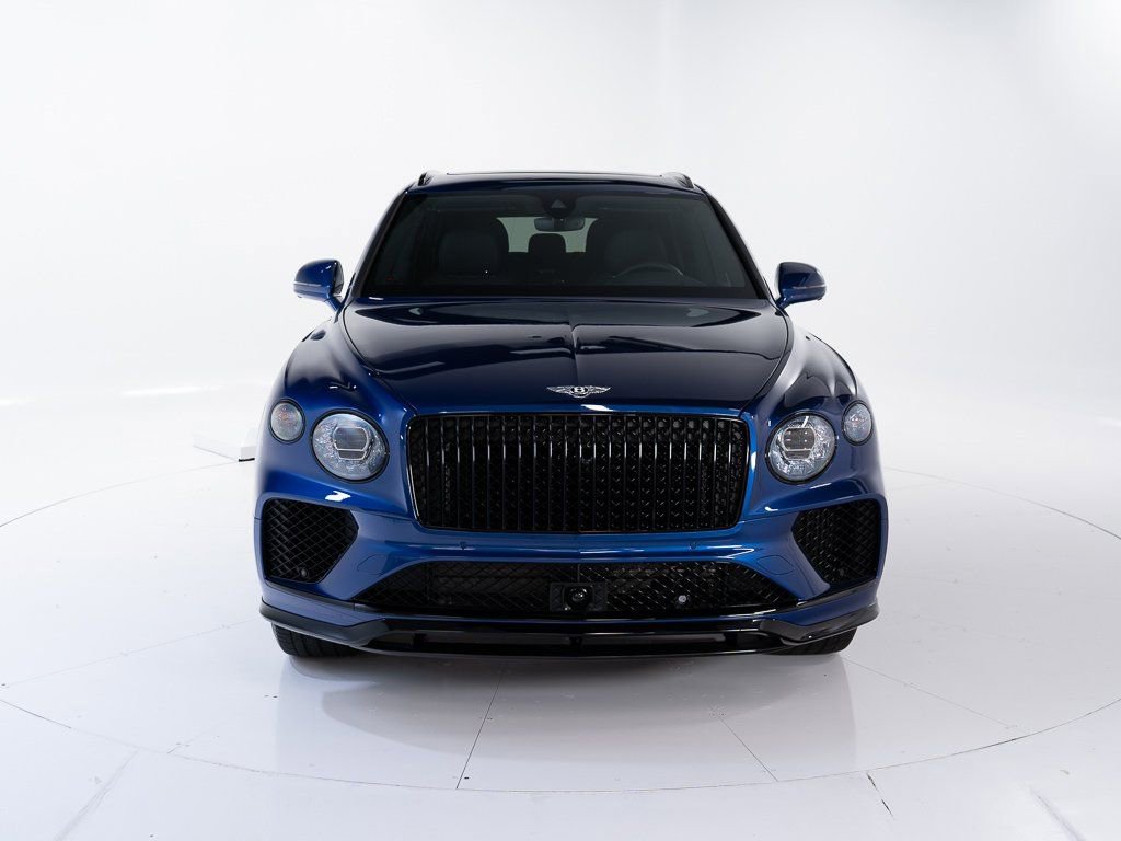 Used 2025 Bentley Bentayga Extended Wheelbase image 8