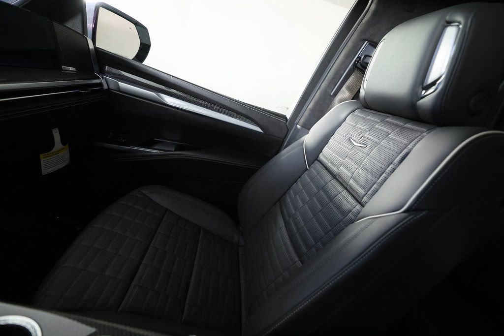 Used 2026 Cadillac Escalade ESV V image 44