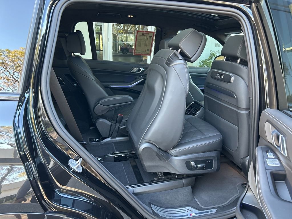 Used 2024 BMW X7 xDrive40i w/ M Sport Package image 35