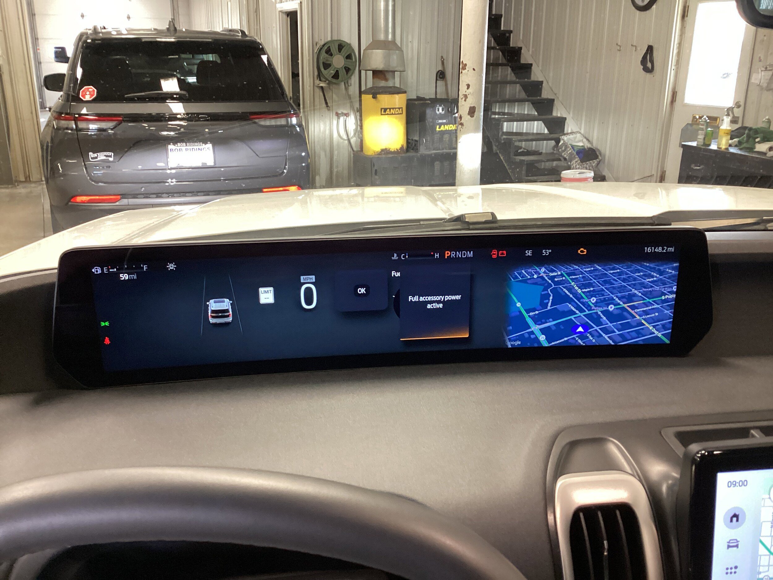 Used 2025 Ford Expedition Active AWD/4WD image 21
