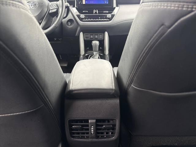 Certified 2025 Toyota Corolla Cross XLE FWD image 18