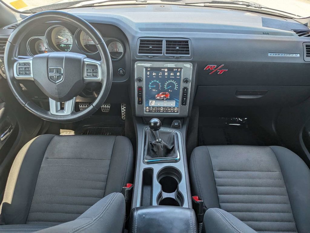 Used 2013 Dodge Challenger R/T RWD image 14