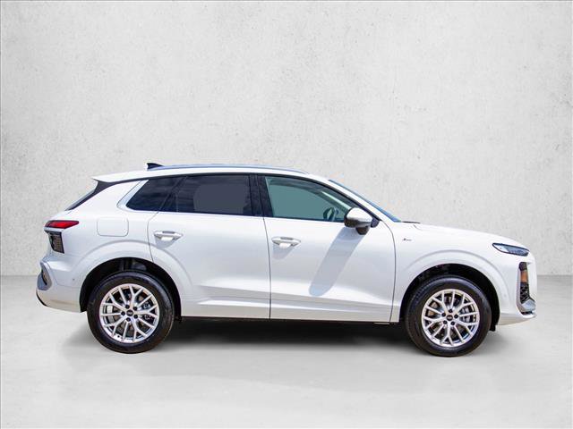 New 2026 Audi Q3 quattro 2.0T AWD/4WD image 4