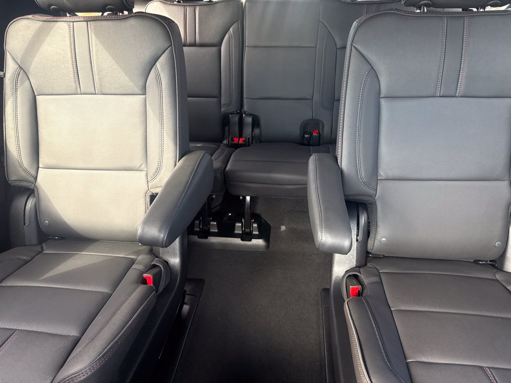 Used 2026 Chevrolet Tahoe RST w/ Comfort Package RWD image 14