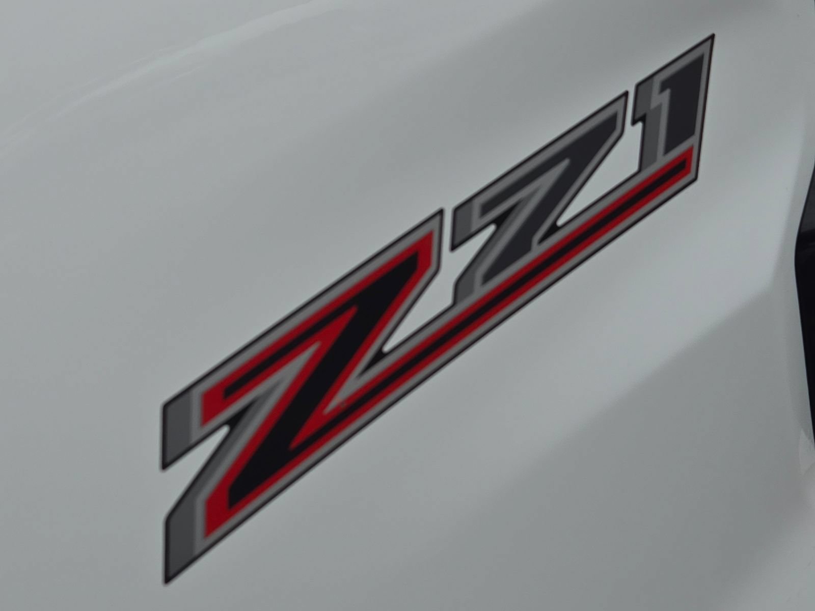 Used 2024 Chevrolet Colorado Z71 w/ Z71 Convenience Package 2 AWD/4WD image 13