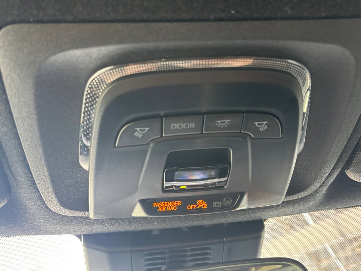 Used 2024 Toyota Corolla SE FWD image 7