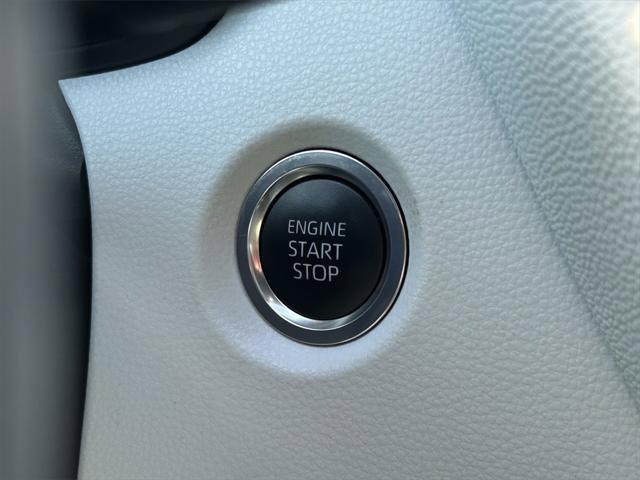 Certified 2025 Toyota Corolla SE image 24