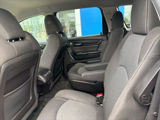 Used 2016 Chevrolet Traverse LT w/ Style and Technology Package FWD image 17