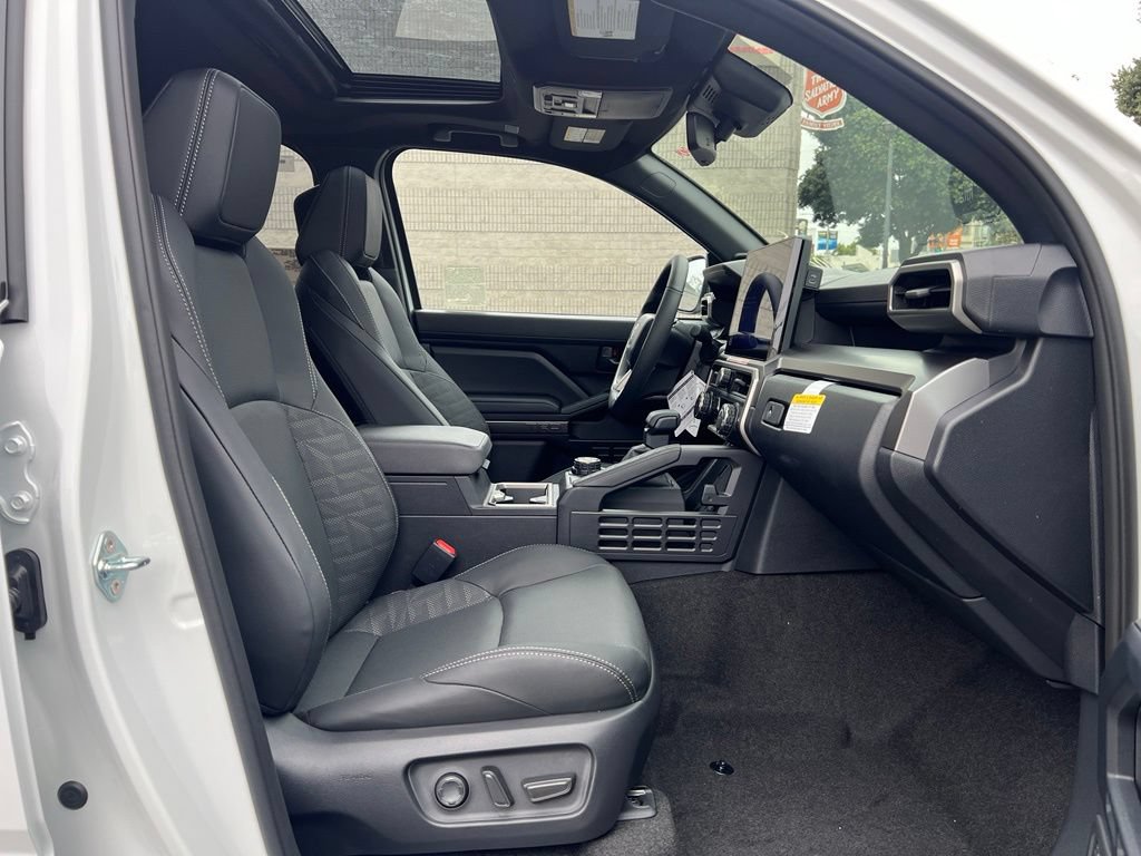 New 2026 Toyota 4Runner TRD Off-Road Premium AWD/4WD image 23
