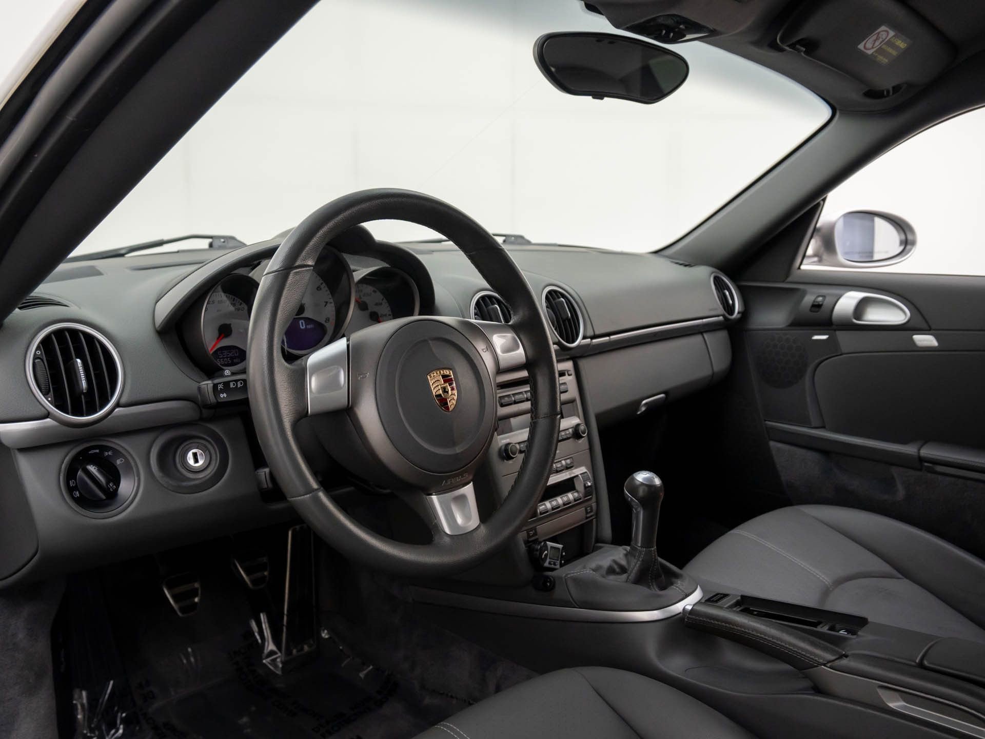 Used 2006 Porsche Cayman S image 4