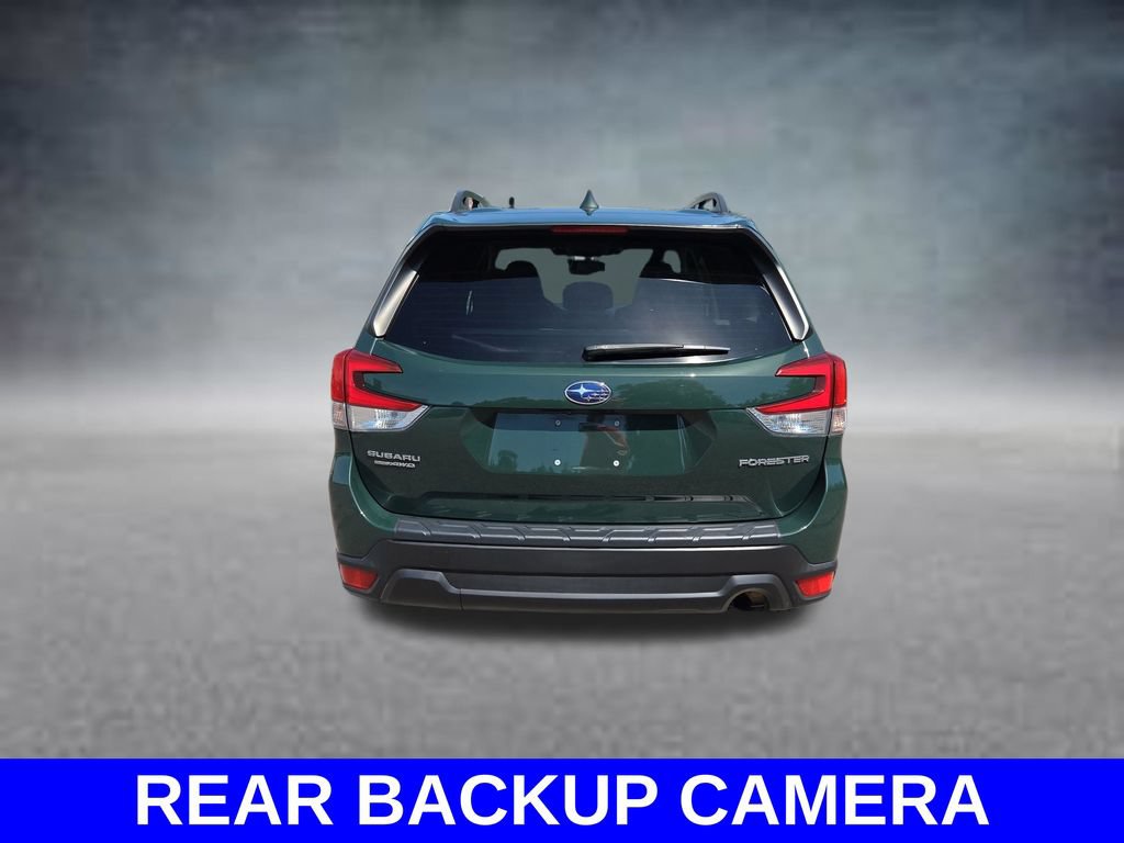 Used 2022 Subaru Forester Premium AWD/4WD image 6