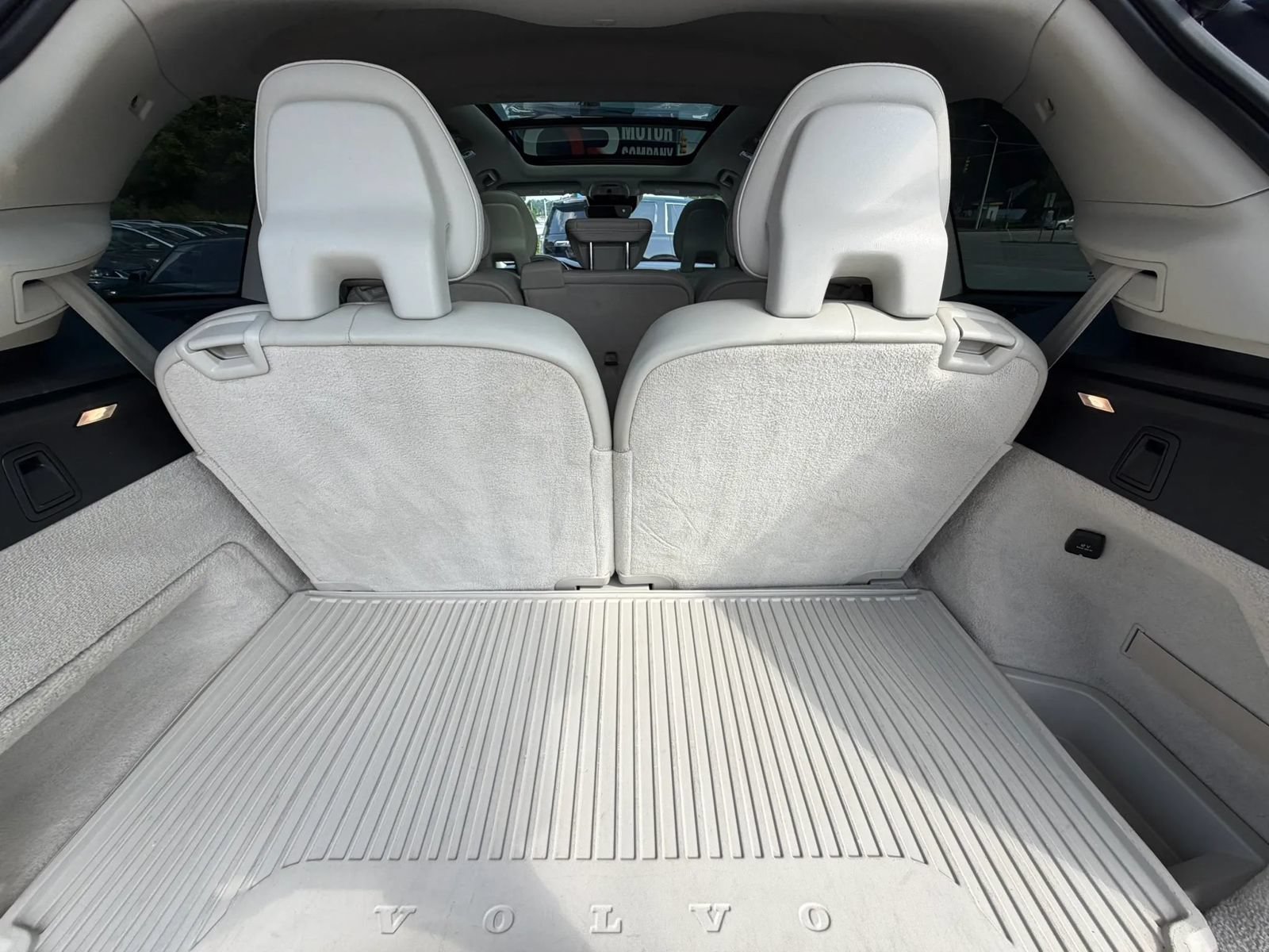 Used 2016 Volvo XC90 T6 Inscription w/ Vision Package AWD/4WD image 26