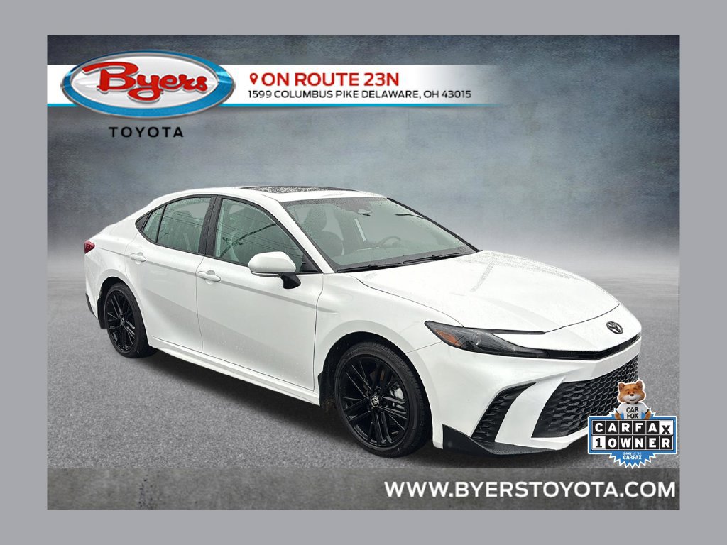Used 2026 Toyota Camry SE w/ Convenience Package FWD image 1