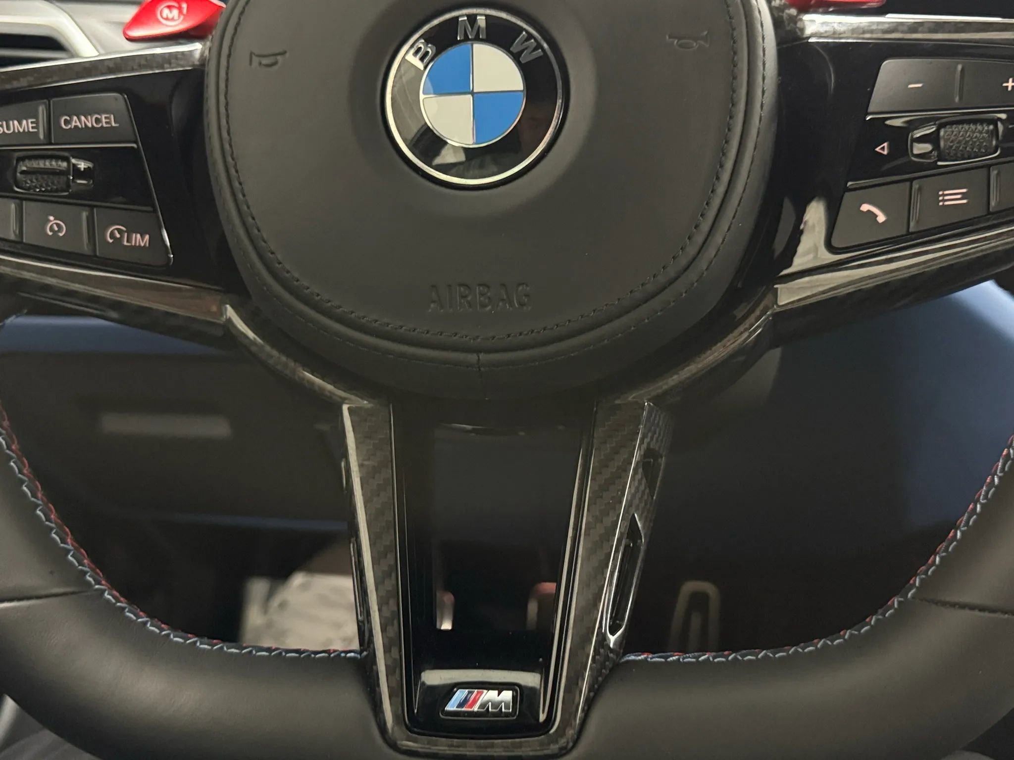 Used 2025 BMW M3 Sedan w/ Executive Package image 23