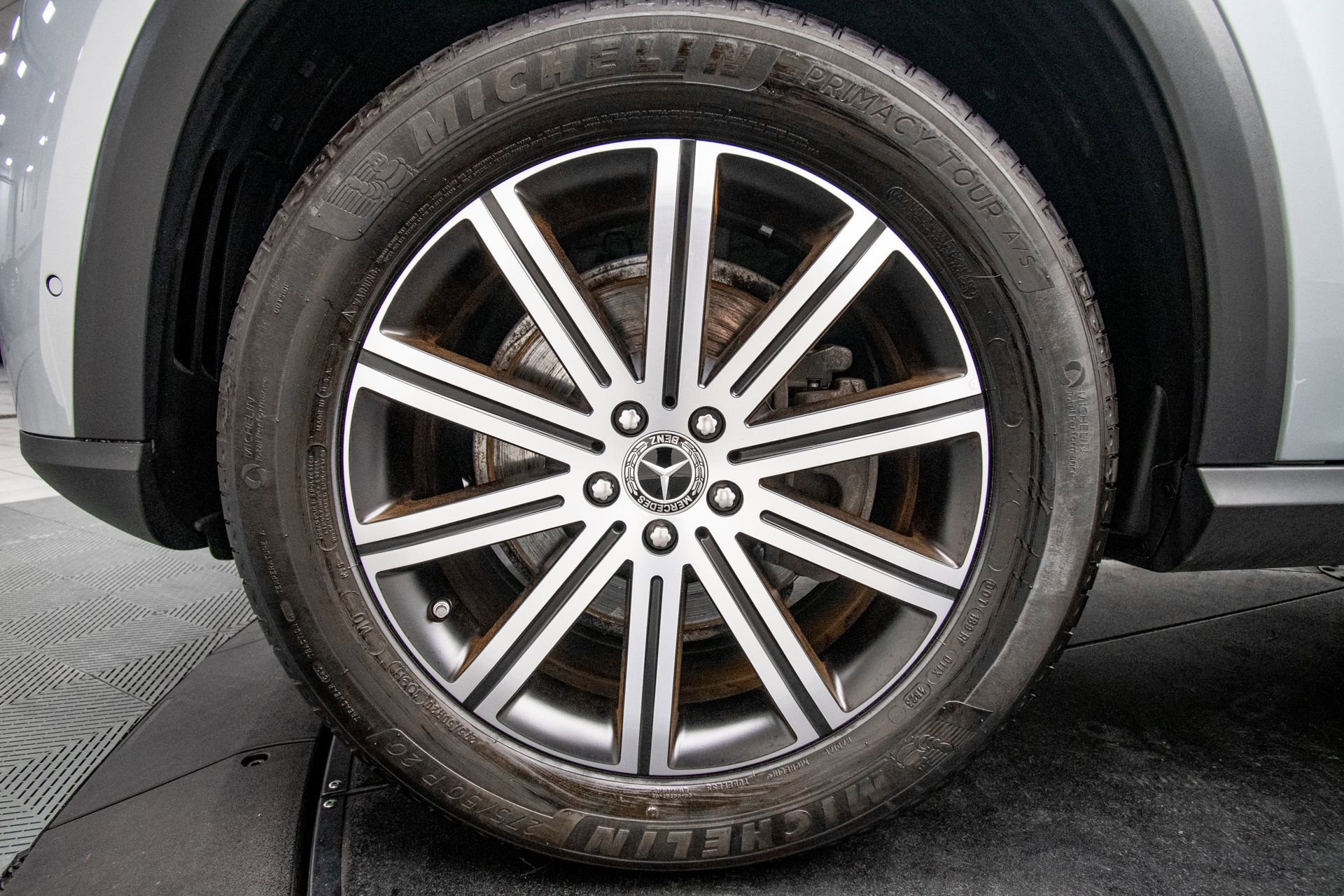 Used 2024 Mercedes-Benz GLE 350 4MATIC w/ Winter Package image 31