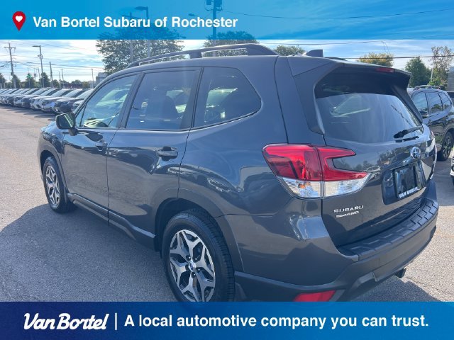 Used 2021 Subaru Forester Premium AWD/4WD image 4