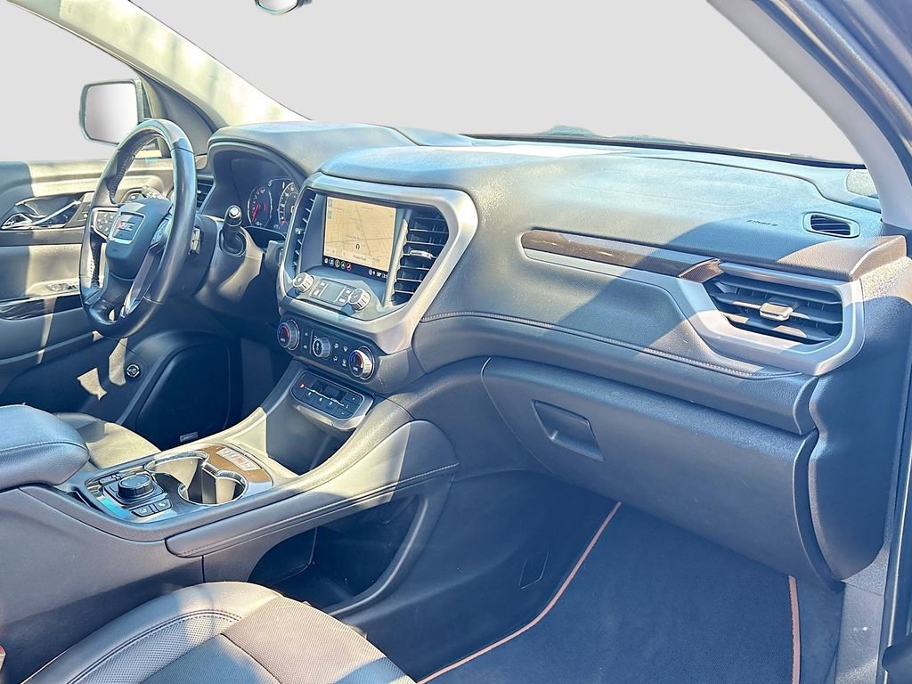 Used 2022 GMC Acadia AT4 w/ Technology Package AWD/4WD image 32
