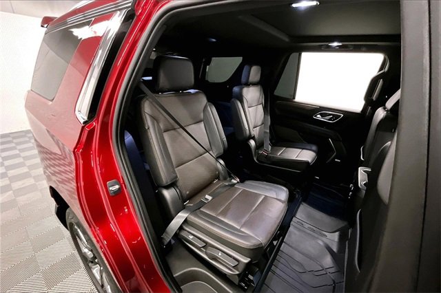 Used 2021 Chevrolet Tahoe High Country w/ Premium Package image 22