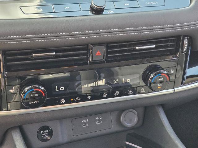 Certified 2025 Nissan Rogue SL AWD/4WD image 22