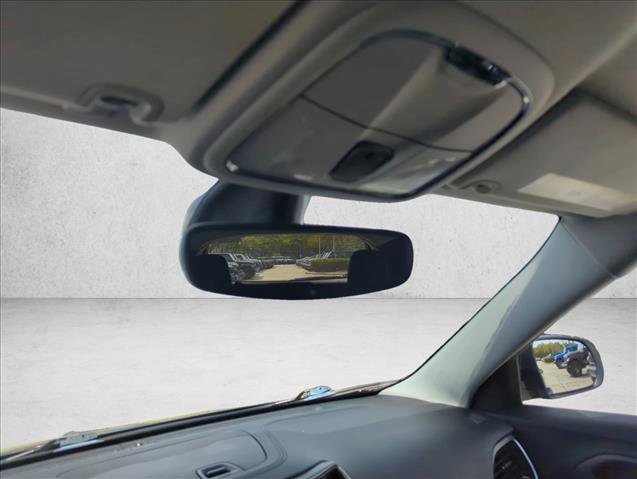 Used 2020 Jeep Cherokee Limited image 11