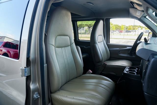 Used 2013 Chevrolet Express 3500 LS RWD image 27