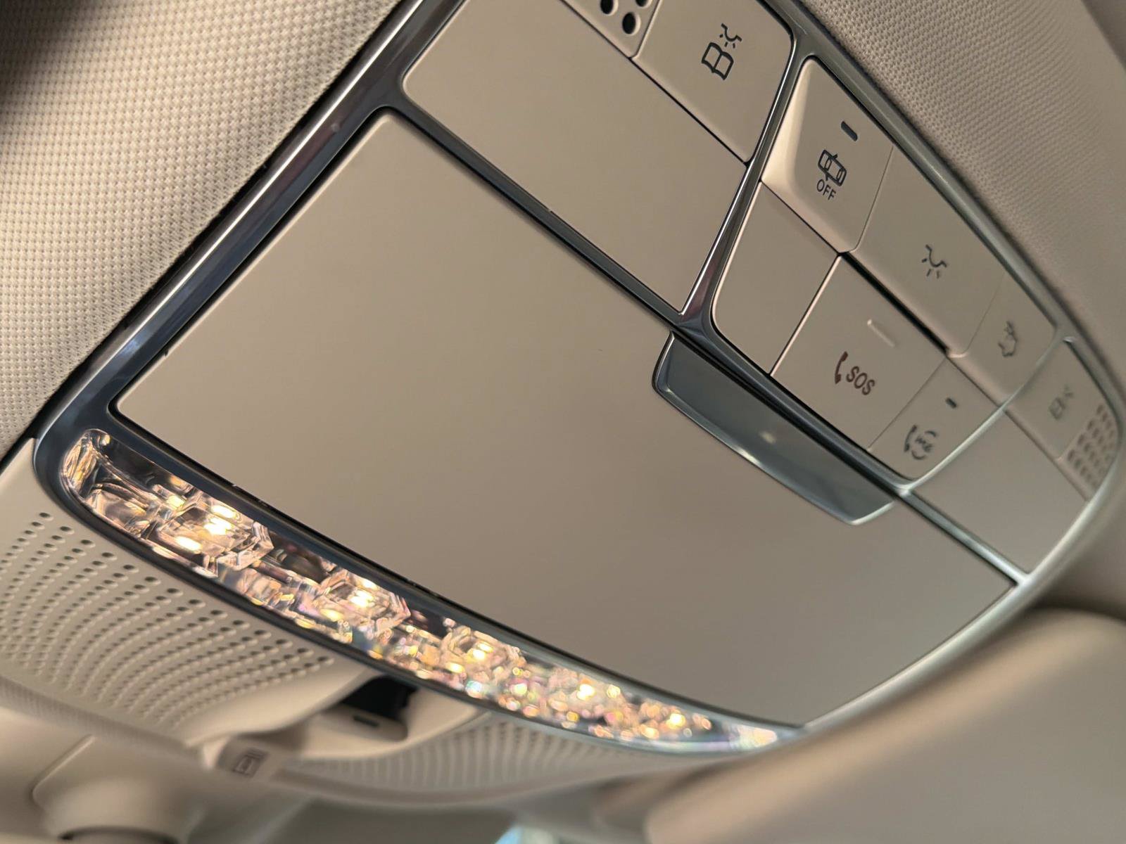Used 2020 Mercedes-Benz S 560 Sedan image 25