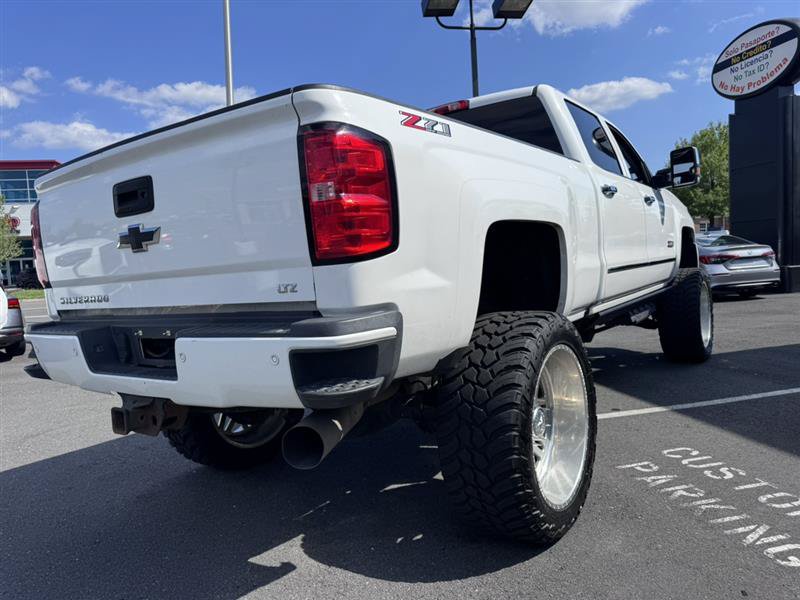 Used 2019 Chevrolet Silverado 2500 LTZ w/ Duramax Plus Package AWD/4WD image 32